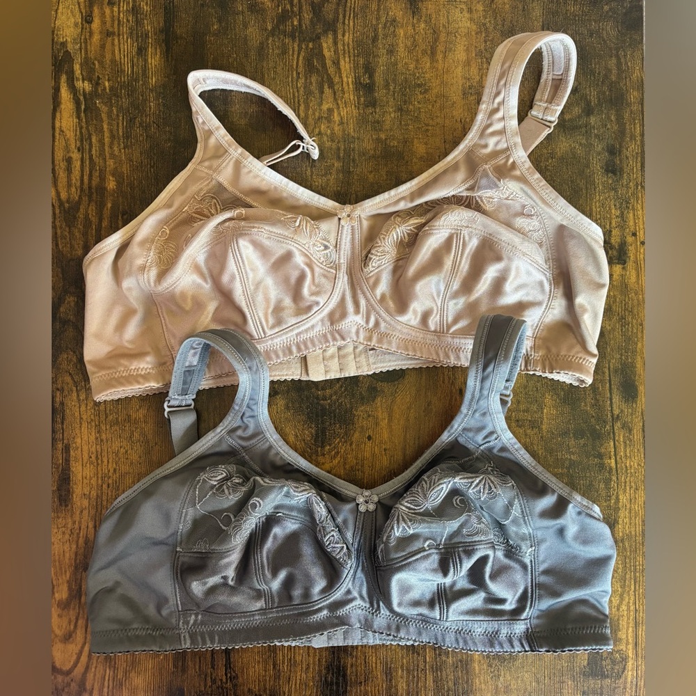 Lot of 2 ABC American Breast Care Mastectomy Bras 511 Size 44B Wireless